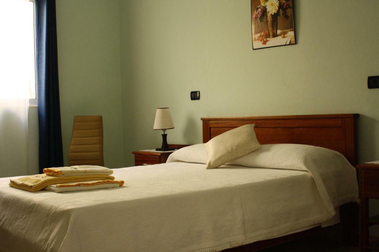 Residencial La Marea B&B Tarrafal Tarrafal  Luaran gambar